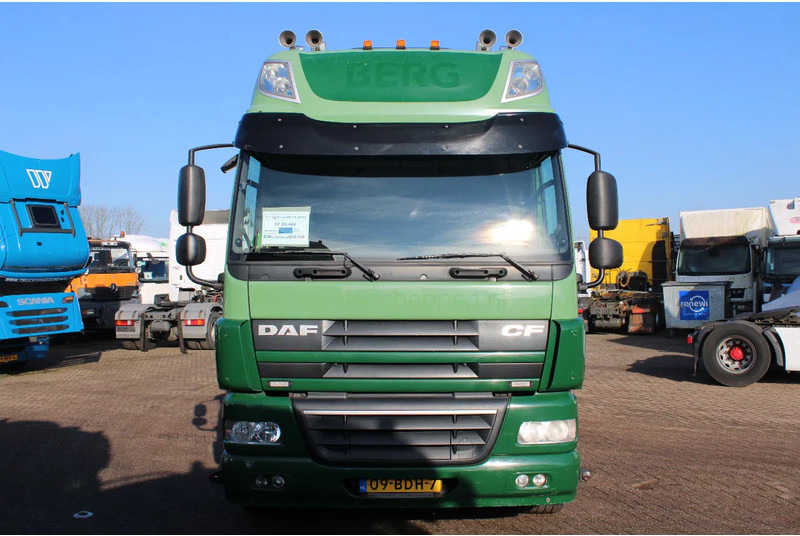 DAF CF 85.460 8X4 + 30 TON VDL hook + euro 5 - Caminhão polibenne: foto 2 DAF CF 85.460 8X4 + 30 TON VDL hook + euro 5 - Caminhão polibenne: foto 2