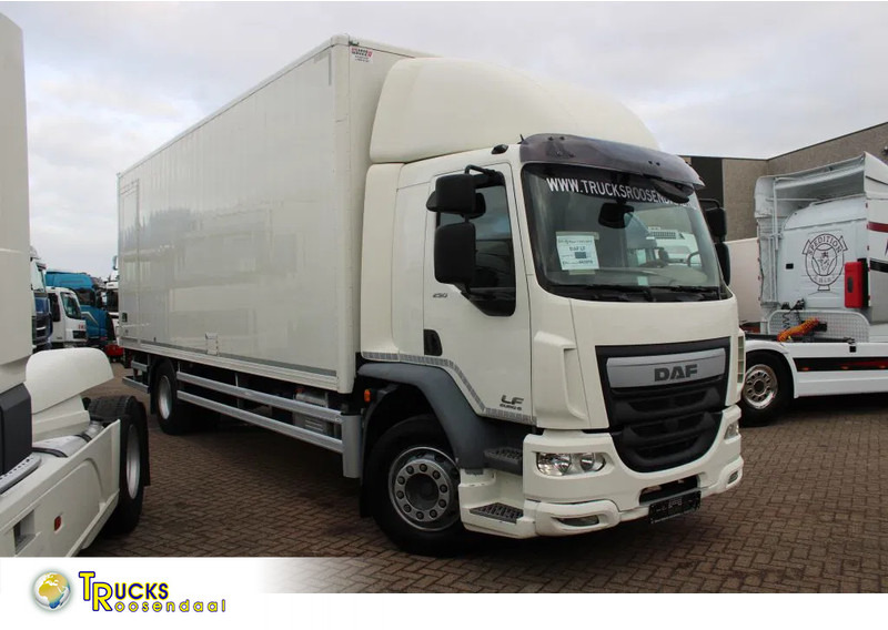 DAF LF 250 + euro 6 + 19T - Caminhão furgão: foto 1 DAF LF 250 + euro 6 + 19T - Caminhão furgão: foto 1