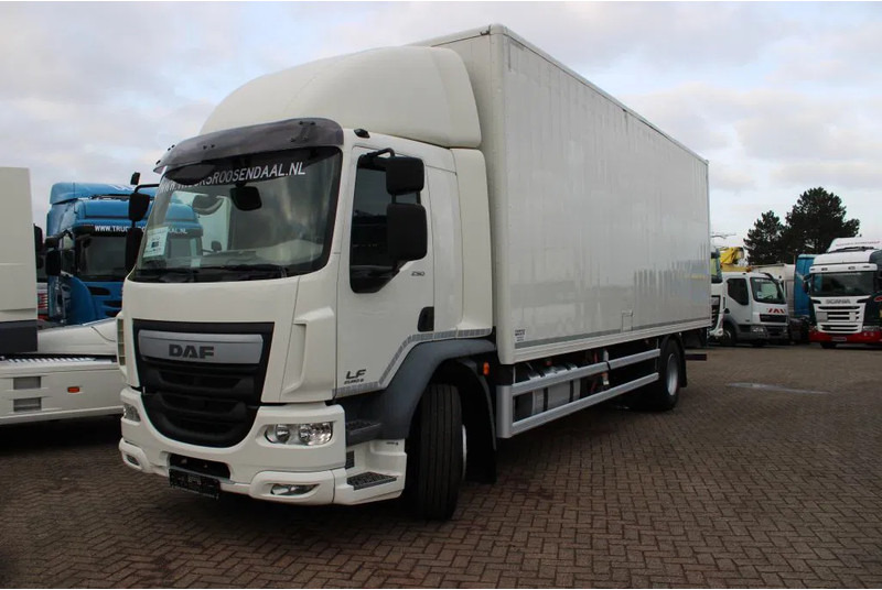 DAF LF 250 + euro 6 + 19T - Caminhão furgão: foto 2 DAF LF 250 + euro 6 + 19T - Caminhão furgão: foto 2