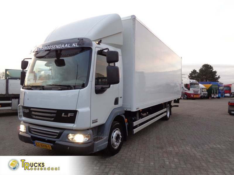 DAF LF 45.220 + Euro 5 + Dhollandia Lift + Manual - Caminhão furgão: foto 1 DAF LF 45.220 + Euro 5 + Dhollandia Lift + Manual - Caminhão furgão: foto 1