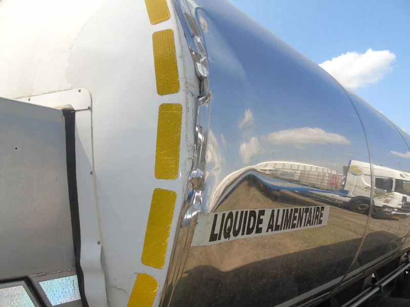 ETA 29.000 LITER + INOX + MILK + WATER - Semirreboque tanque: foto 5 ETA 29.000 LITER + INOX + MILK + WATER - Semirreboque tanque: foto 5