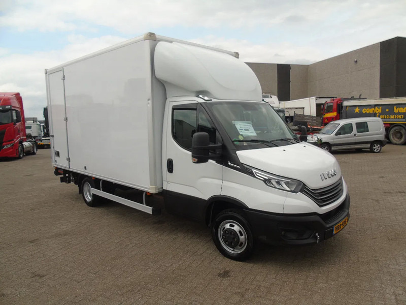Iveco Daily 40 C18 + LIFT - Carrinha de contentor: foto 2 Iveco Daily 40 C18 + LIFT - Carrinha de contentor: foto 2