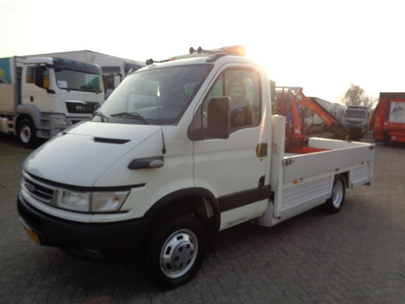 Iveco Daily reserved !!! 40C17 + Manual - Furgão caixa aberta: foto 2 Iveco Daily reserved !!! 40C17 + Manual - Furgão caixa aberta: foto 2
