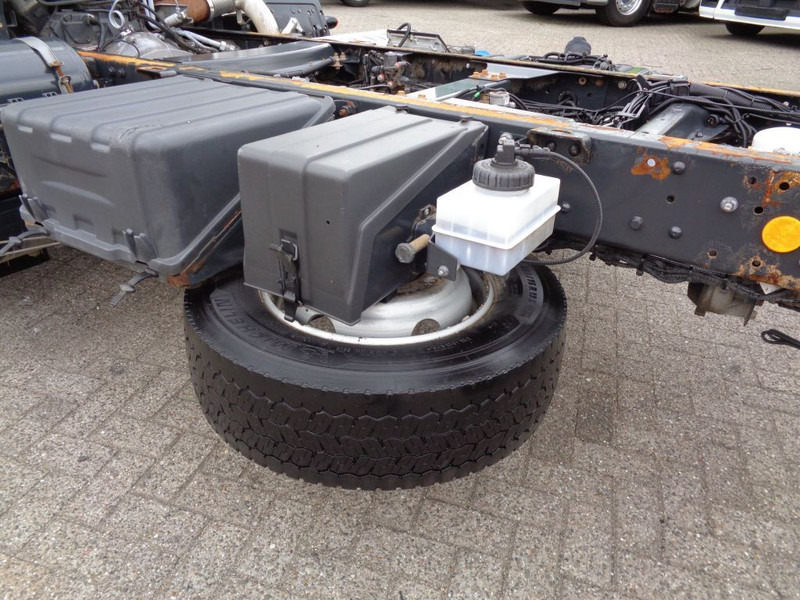 Caminhão chassi Iveco EuroCargo 80E18 + PTO + Euro 5 + blad-blad: foto 16