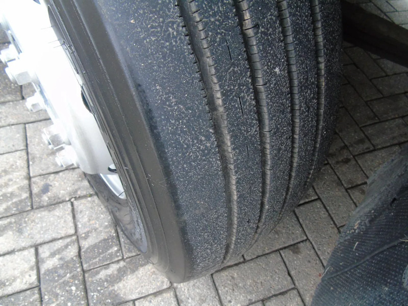 Caminhão transporte de veículos Iveco Eurocargo 140E25 + FULL SYSTEM + TOWING: foto 17 Caminhão transporte de veículos Iveco Eurocargo 140E25 + FULL SYSTEM + TOWING: foto 17