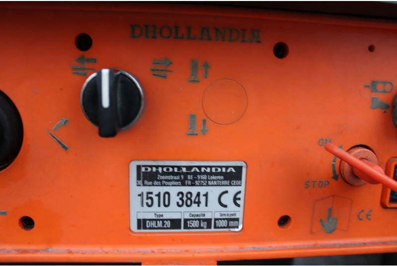 Caminhão frigorífico Iveco Eurocargo 140e22 + EURO 6 + LOW KM + chereau: foto 18