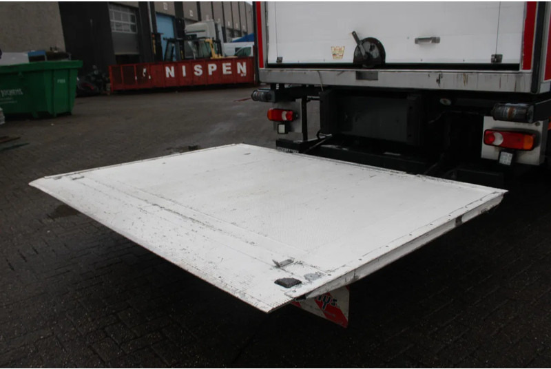 Caminhão frigorífico Iveco Eurocargo 140e22 + EURO 6 + LOW KM + chereau: foto 19
