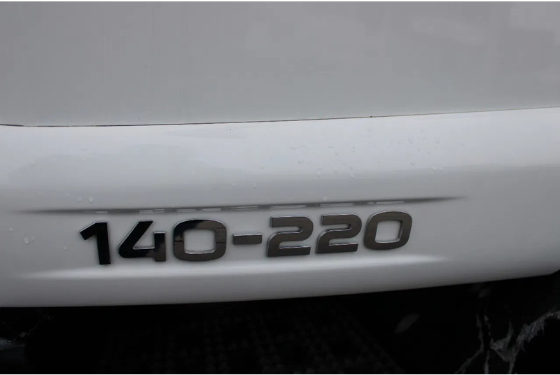 Caminhão frigorífico Iveco Eurocargo 140e22 + EURO 6 + LOW KM + chereau: foto 8