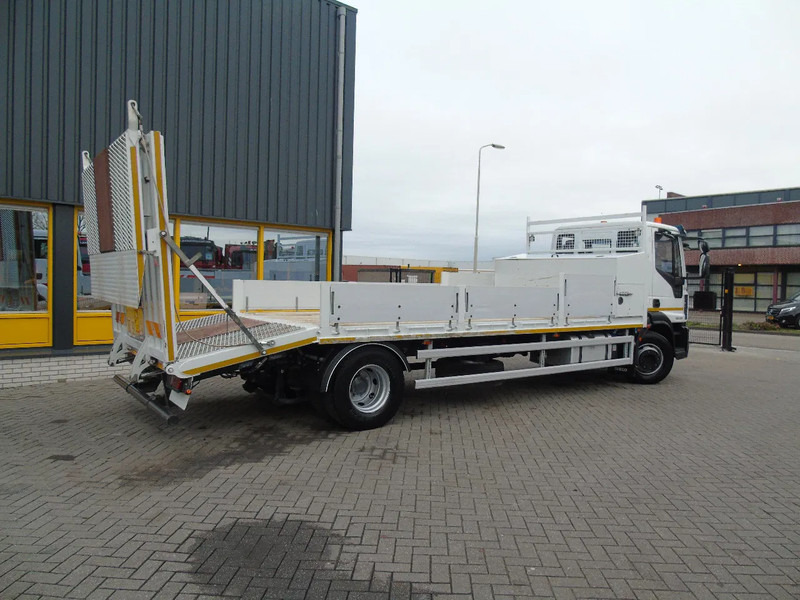 Iveco Eurocargo 160E210 + 71.0000km + euro 6 + - Caminhão transporte de veículos: foto 4 Iveco Eurocargo 160E210 + 71.0000km + euro 6 + - Caminhão transporte de veículos: foto 4