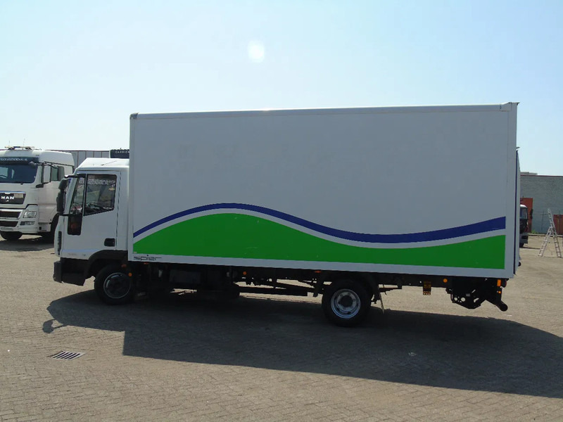 Iveco ML 75 E18 + MANUAL + EURO 5 - Caminhão furgão: foto 4 Iveco ML 75 E18 + MANUAL + EURO 5 - Caminhão furgão: foto 4