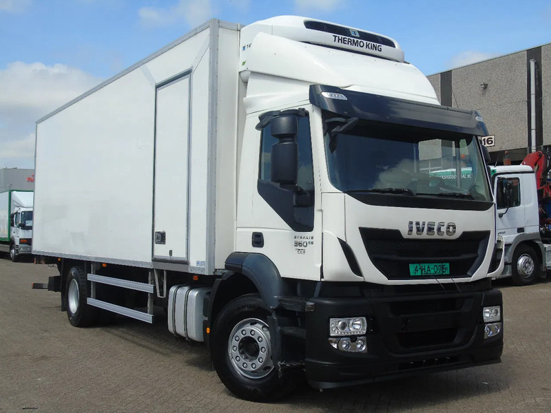Iveco Stralis 360 + THERMO KING T600R + EURO 6 + 3T LIFT - Caminhão frigorífico: foto 2 Iveco Stralis 360 + THERMO KING T600R + EURO 6 + 3T LIFT - Caminhão frigorífico: foto 2
