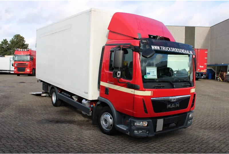MAN TGL 8.220 + MANUAL - Caminhão frigorífico: foto 3 MAN TGL 8.220 + MANUAL - Caminhão frigorífico: foto 3