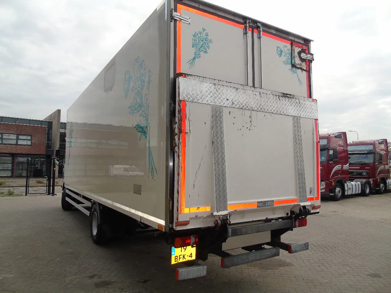 Caminhão furgão MAN TGM 12.250 + EURO 6 + LIFT: foto 6