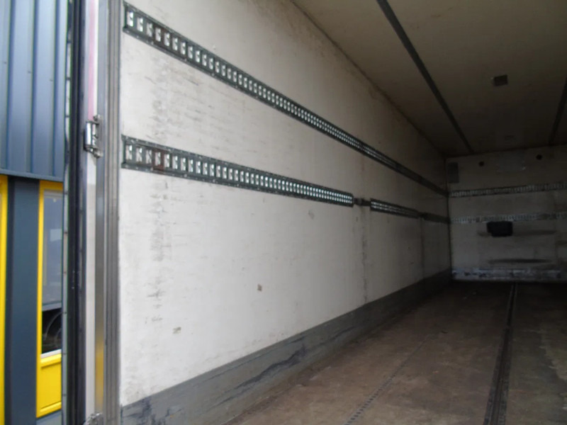 Caminhão furgão MAN TGM 12.250 + EURO 6 + LIFT: foto 17