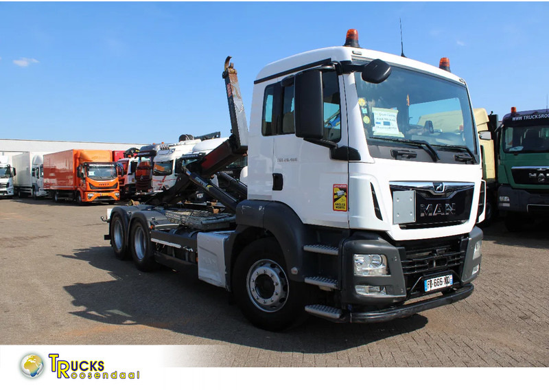 MAN TGS 28.460 + 6X2 + 249.000KM + EURO 6 - Caminhão polibenne: foto 1 MAN TGS 28.460 + 6X2 + 249.000KM + EURO 6 - Caminhão polibenne: foto 1
