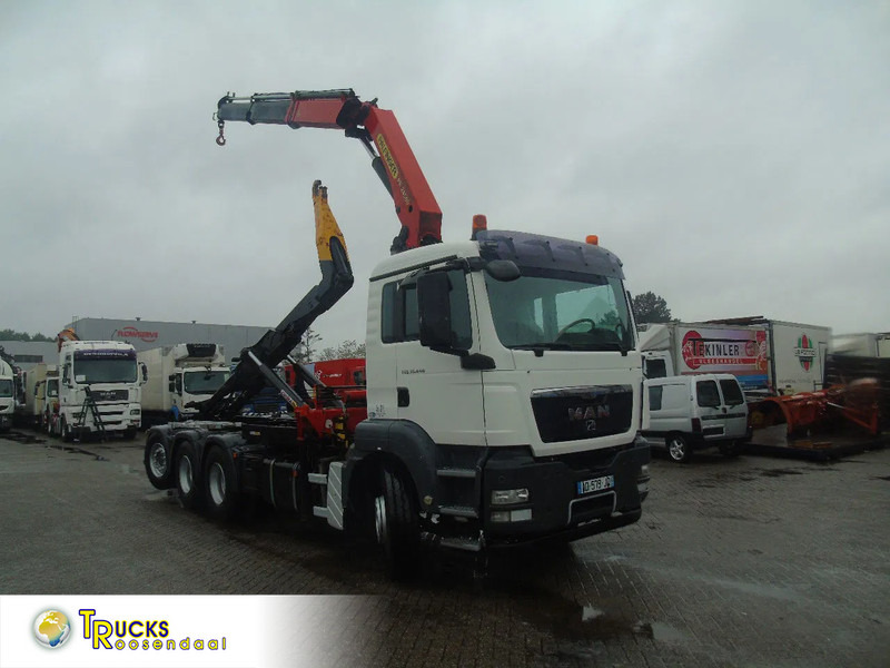 MAN TGS 35.440 + PALFINGER 24500 + 8X4 + EURO 5 + REMOTE - Caminhão polibenne, Caminhão grua: foto 1 MAN TGS 35.440 + PALFINGER 24500 + 8X4 + EURO 5 + REMOTE - Caminhão polibenne, Caminhão grua: foto 1