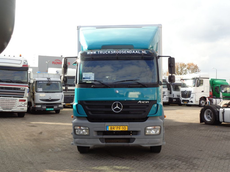 Mercedes-Benz AXOR 1823 + Dhollandia Lift - Caminhão furgão: foto 2 Mercedes-Benz AXOR 1823 + Dhollandia Lift - Caminhão furgão: foto 2