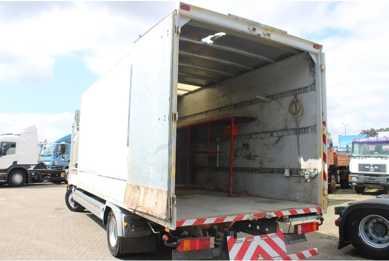 Mercedes-Benz Atego 1218 + EURO 5 + manual - Caminhão furgão: foto 3 Mercedes-Benz Atego 1218 + EURO 5 + manual - Caminhão furgão: foto 3