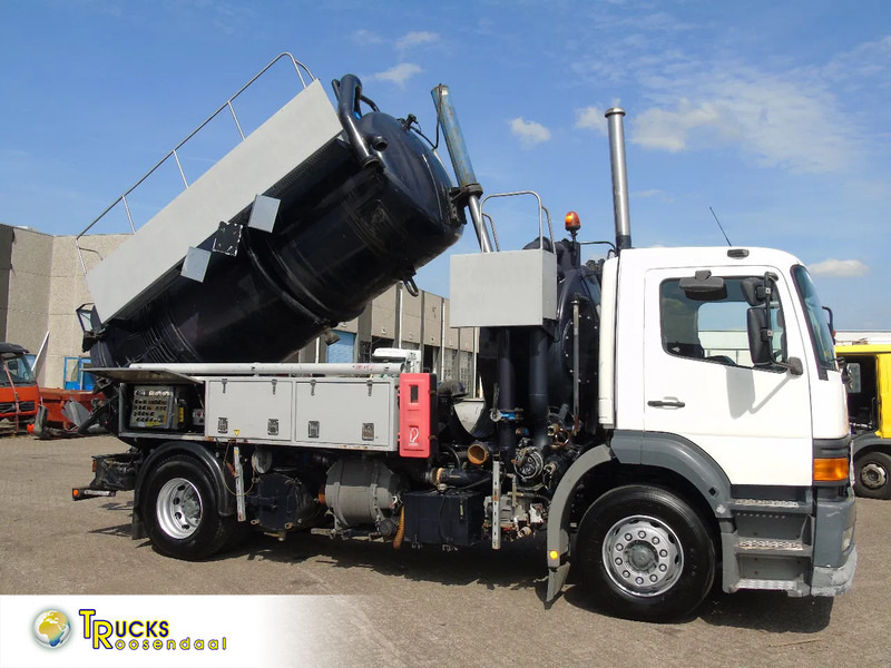 Mercedes-Benz Atego 1923 + 8.800 liter INOX + complete pump/tipper/functional + EURO 2 - Caminhão limpa fossa: foto 1 Mercedes-Benz Atego 1923 + 8.800 liter INOX + complete pump/tipper/functional + EURO 2 - Caminhão limpa fossa: foto 1