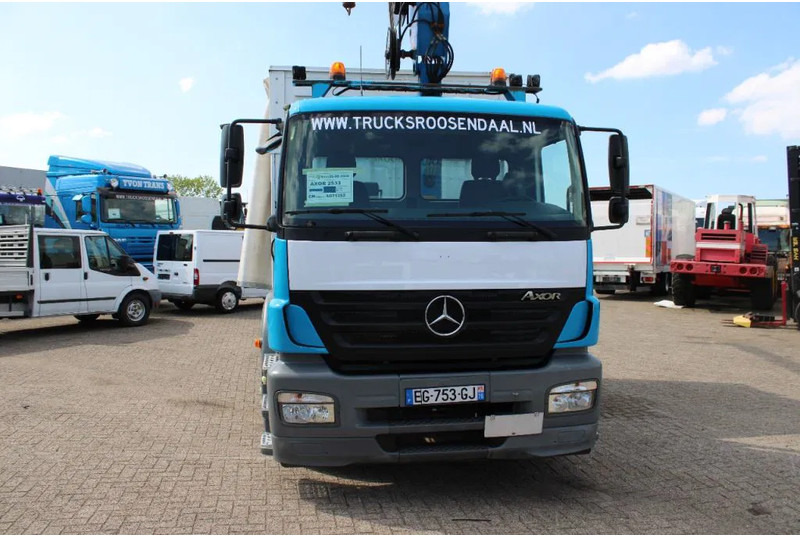 Mercedes-Benz Axor 2533 + 14t crane + 6x2 + REMOTE + MANUAL + LIFT - Caminhão grua: foto 4 Mercedes-Benz Axor 2533 + 14t crane + 6x2 + REMOTE + MANUAL + LIFT - Caminhão grua: foto 4