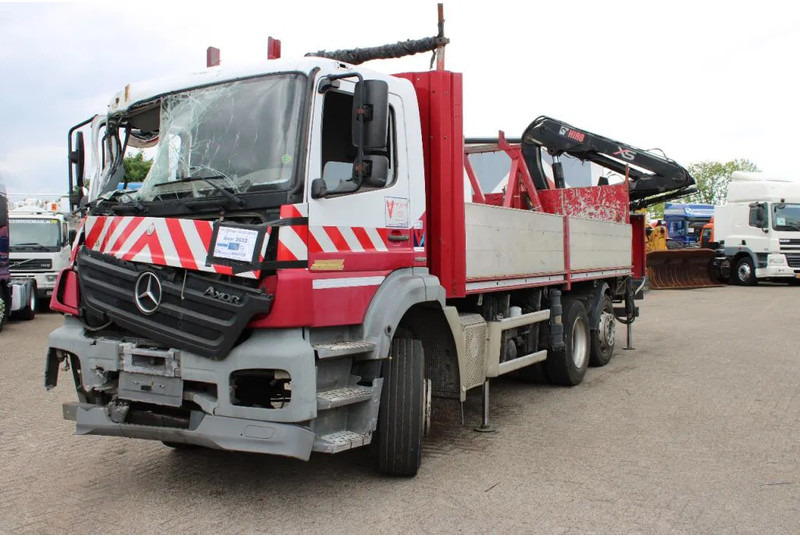 Mercedes-Benz Axor 2633 + HIAB 144 BS 2 HIDUO + 6X2+REMOTE - Caminhão grua: foto 4 Mercedes-Benz Axor 2633 + HIAB 144 BS 2 HIDUO + 6X2+REMOTE - Caminhão grua: foto 4