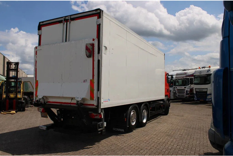 Caminhão frigorífico Scania G 440 + 6x2 + carrier + euro 5 + lift: foto 15
