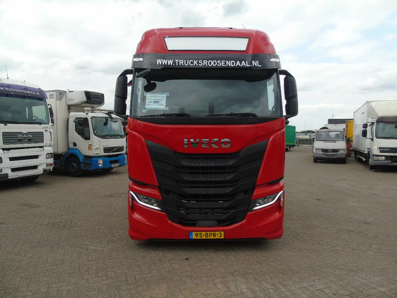 Iveco S-WAY 460 + LNG + 10 PIECES IN STOCK - Tractor: foto 5 Iveco S-WAY 460 + LNG + 10 PIECES IN STOCK - Tractor: foto 5