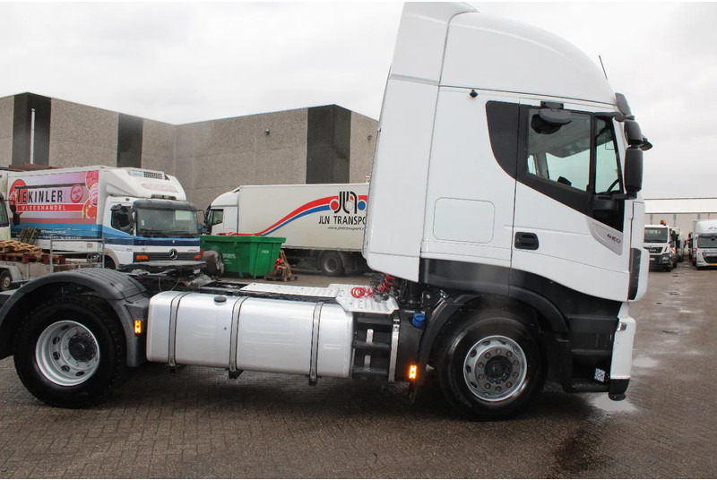Iveco Stralis 420 + EURO 6 - Tractor: foto 4 Iveco Stralis 420 + EURO 6 - Tractor: foto 4