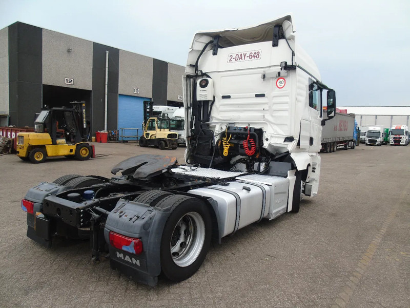 MAN TGX 18.460 + EURO 6 - Tractor: foto 4 MAN TGX 18.460 + EURO 6 - Tractor: foto 4