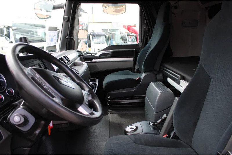 MAN TGX 18.480 + Euro 6 + Retarder - Tractor: foto 4 MAN TGX 18.480 + Euro 6 + Retarder - Tractor: foto 4