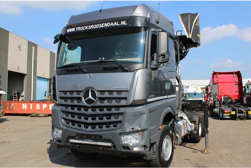 Mercedes-Benz Arocs 2858 + PALFINGER Z15 (2022) + 6X4 + FOREST/WOOD/METAL EDITION - Tractor: foto 4 Mercedes-Benz Arocs 2858 + PALFINGER Z15 (2022) + 6X4 + FOREST/WOOD/METAL EDITION - Tractor: foto 4