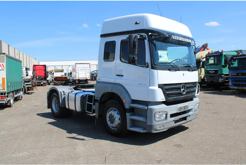Mercedes-Benz Axor 1833 + manual + RETARDER! 122.939 km orginal! perfect condition + EURO 5 - Tractor: foto 4 Mercedes-Benz Axor 1833 + manual + RETARDER! 122.939 km orginal! perfect condition + EURO 5 - Tractor: foto 4