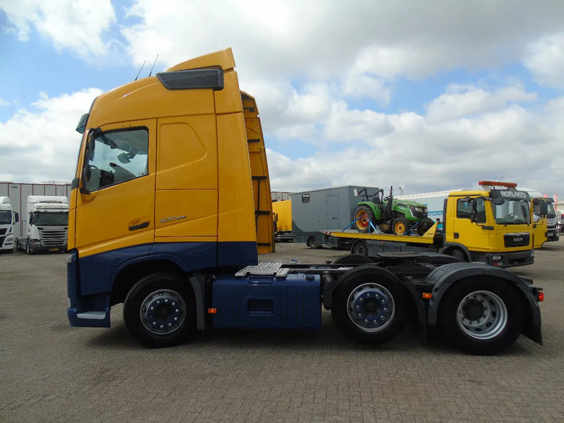 Volvo FH 420 + 6X2 + EURO 6 - Tractor: foto 2 Volvo FH 420 + 6X2 + EURO 6 - Tractor: foto 2