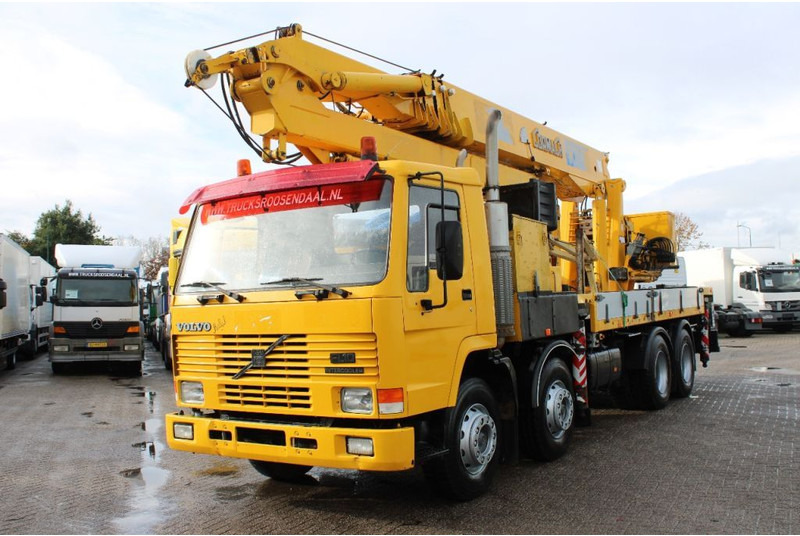 Volvo FL10 8X4 + GROMACH 34 mtr. + EURO 2 - Grua todo o terreno: foto 2 Volvo FL10 8X4 + GROMACH 34 mtr. + EURO 2 - Grua todo o terreno: foto 2