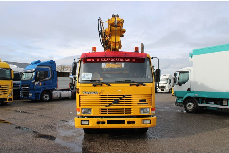 Volvo FL10 8X4 + GROMACH 34 mtr. + EURO 2 - Grua todo o terreno: foto 3 Volvo FL10 8X4 + GROMACH 34 mtr. + EURO 2 - Grua todo o terreno: foto 3