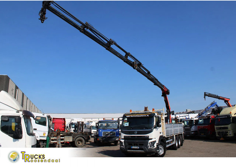 Volvo FMX 420 + PALFINGER 34002 SH F + 8X4 + EURO 6 + STEERING - Caminhão grua: foto 1 Volvo FMX 420 + PALFINGER 34002 SH F + 8X4 + EURO 6 + STEERING - Caminhão grua: foto 1