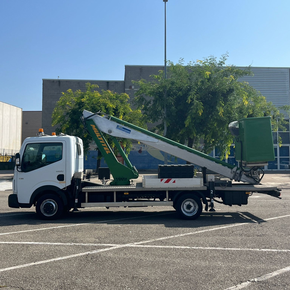 Renault Maxity - Caminhão: foto 2 Renault Maxity - Caminhão: foto 2