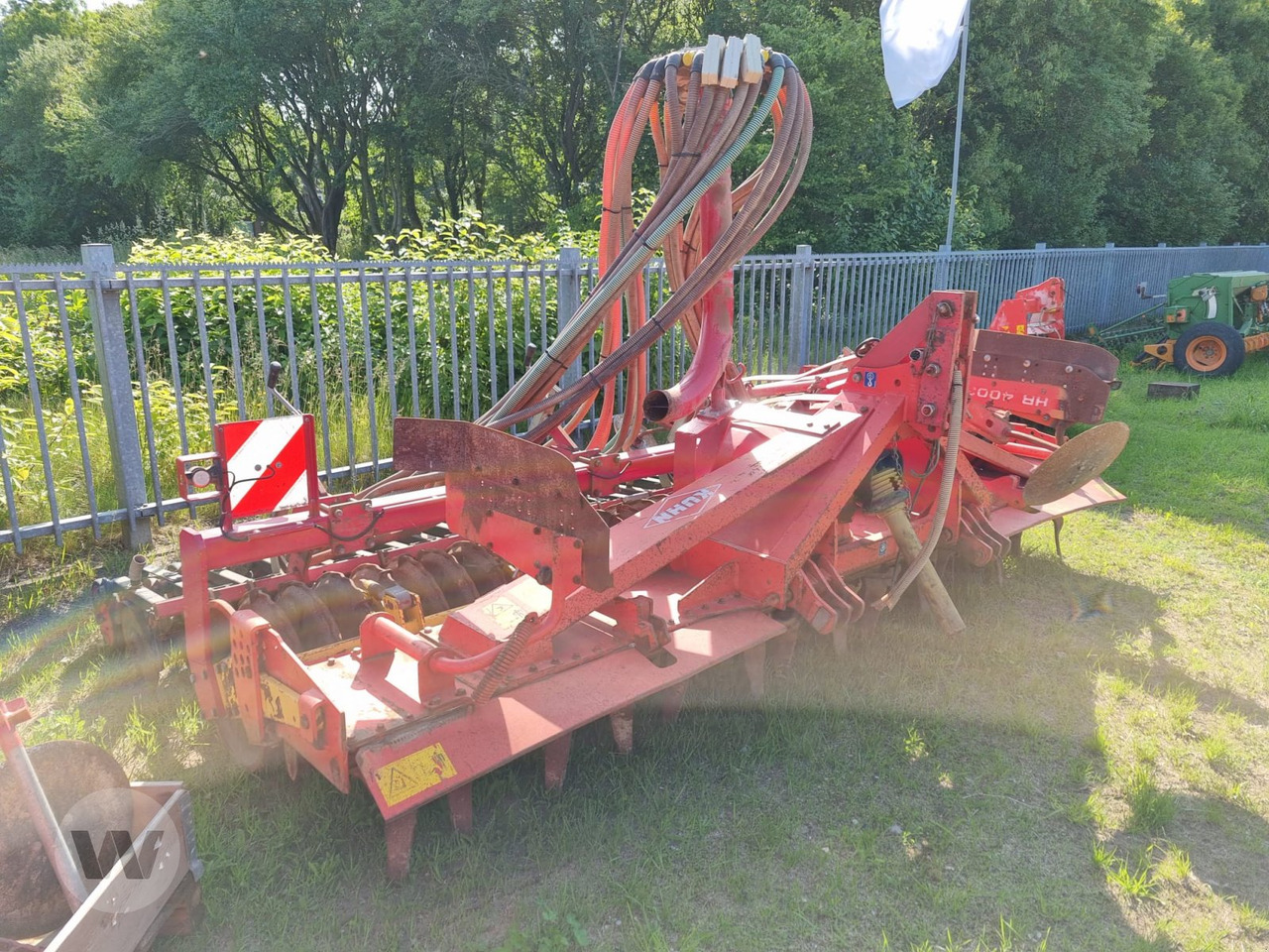 Kuhn HR 4003 - Grade rotativa: foto 5 Kuhn HR 4003 - Grade rotativa: foto 5