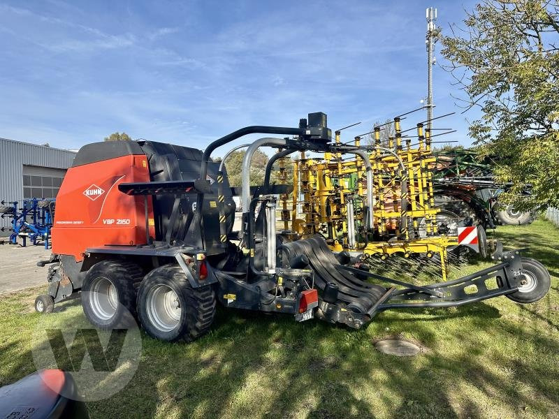 Kuhn VBP 2160 - Enfardadeira de fardos redondos: foto 1 Kuhn VBP 2160 - Enfardadeira de fardos redondos: foto 1