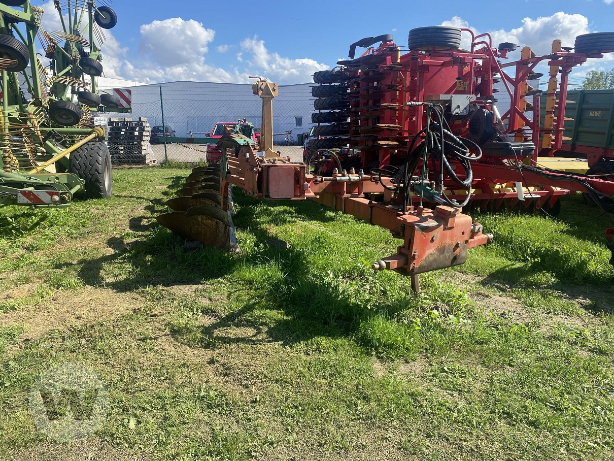 Kverneland BE 100 - Arado: foto 1 Kverneland BE 100 - Arado: foto 1