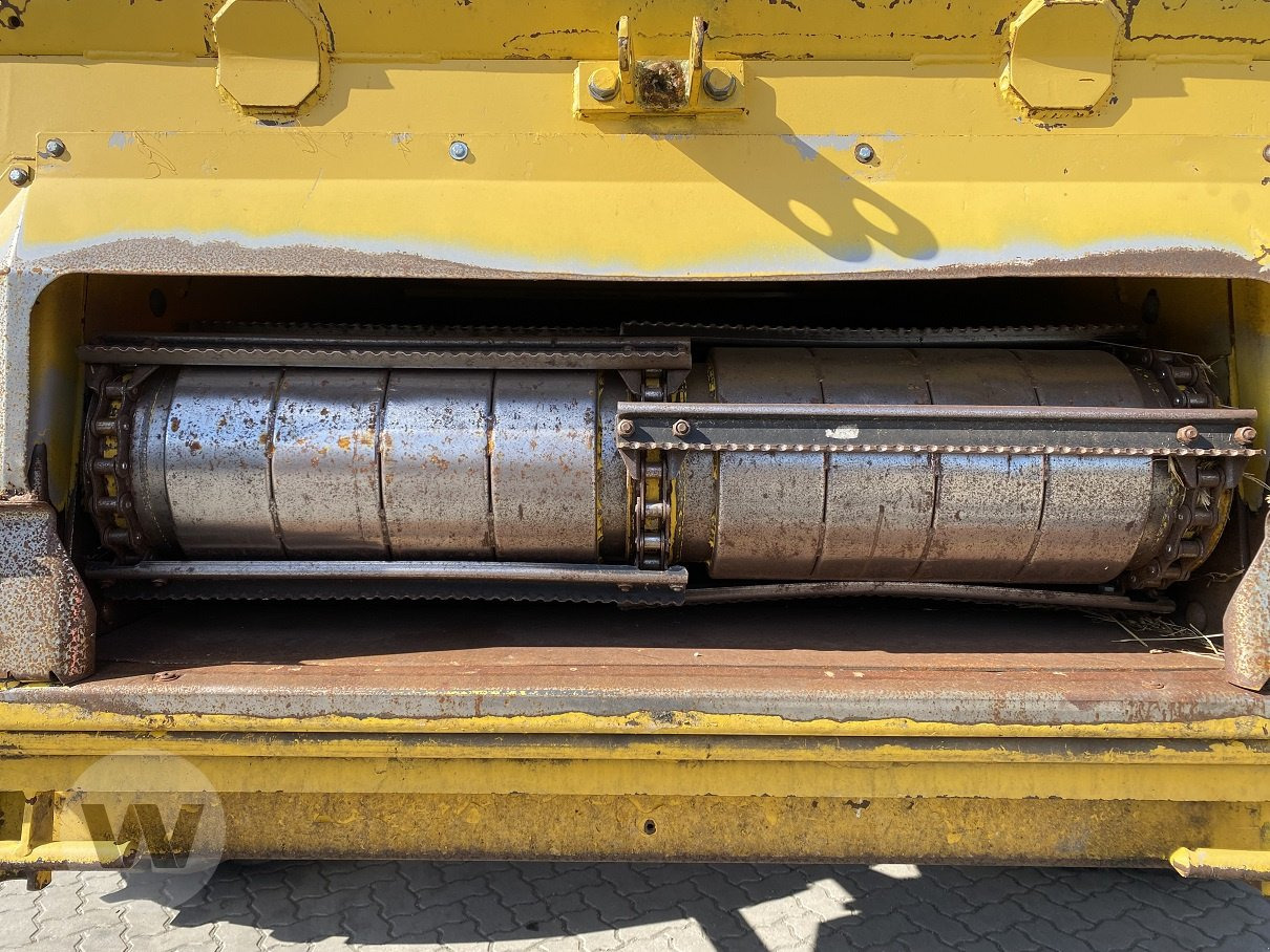 New Holland CR 9090 - Ceifeira debulhadora: foto 4 New Holland CR 9090 - Ceifeira debulhadora: foto 4