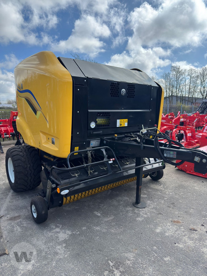 New Holland RB 125 RC - Enfardadeira de fardos redondos: foto 4 New Holland RB 125 RC - Enfardadeira de fardos redondos: foto 4