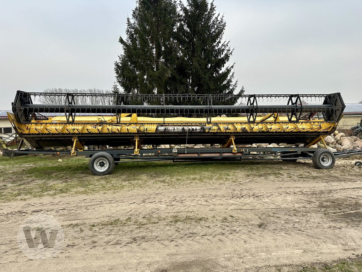 New Holland VARIFEED 10,70 M - Plataforma para colheitadeira: foto 1 New Holland VARIFEED 10,70 M - Plataforma para colheitadeira: foto 1