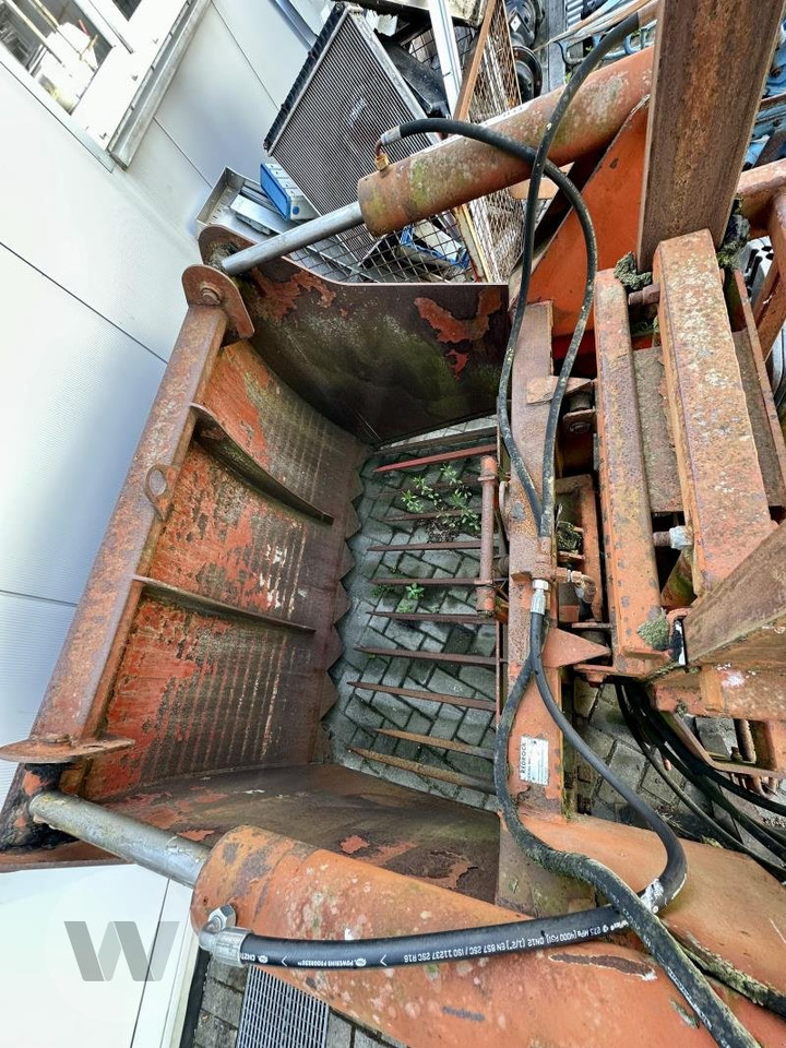 Redrock Alligator - Equipamento para silagem: foto 3 Redrock Alligator - Equipamento para silagem: foto 3