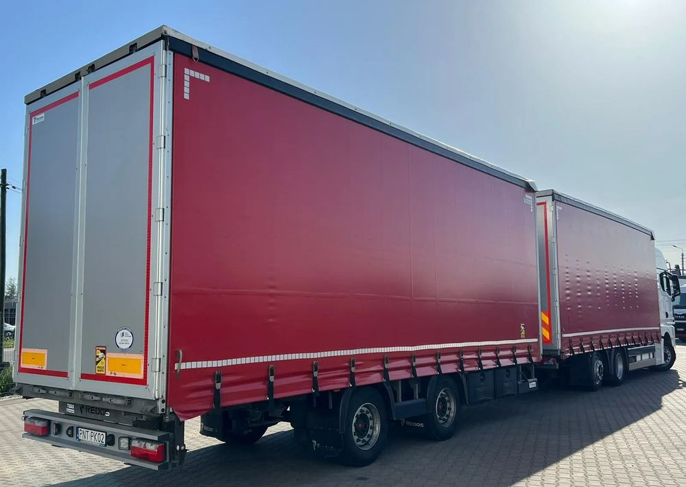 MAN TGX 26.470 z przyczepą Redos - Caminhão com lona: foto 5 MAN TGX 26.470 z przyczepą Redos - Caminhão com lona: foto 5