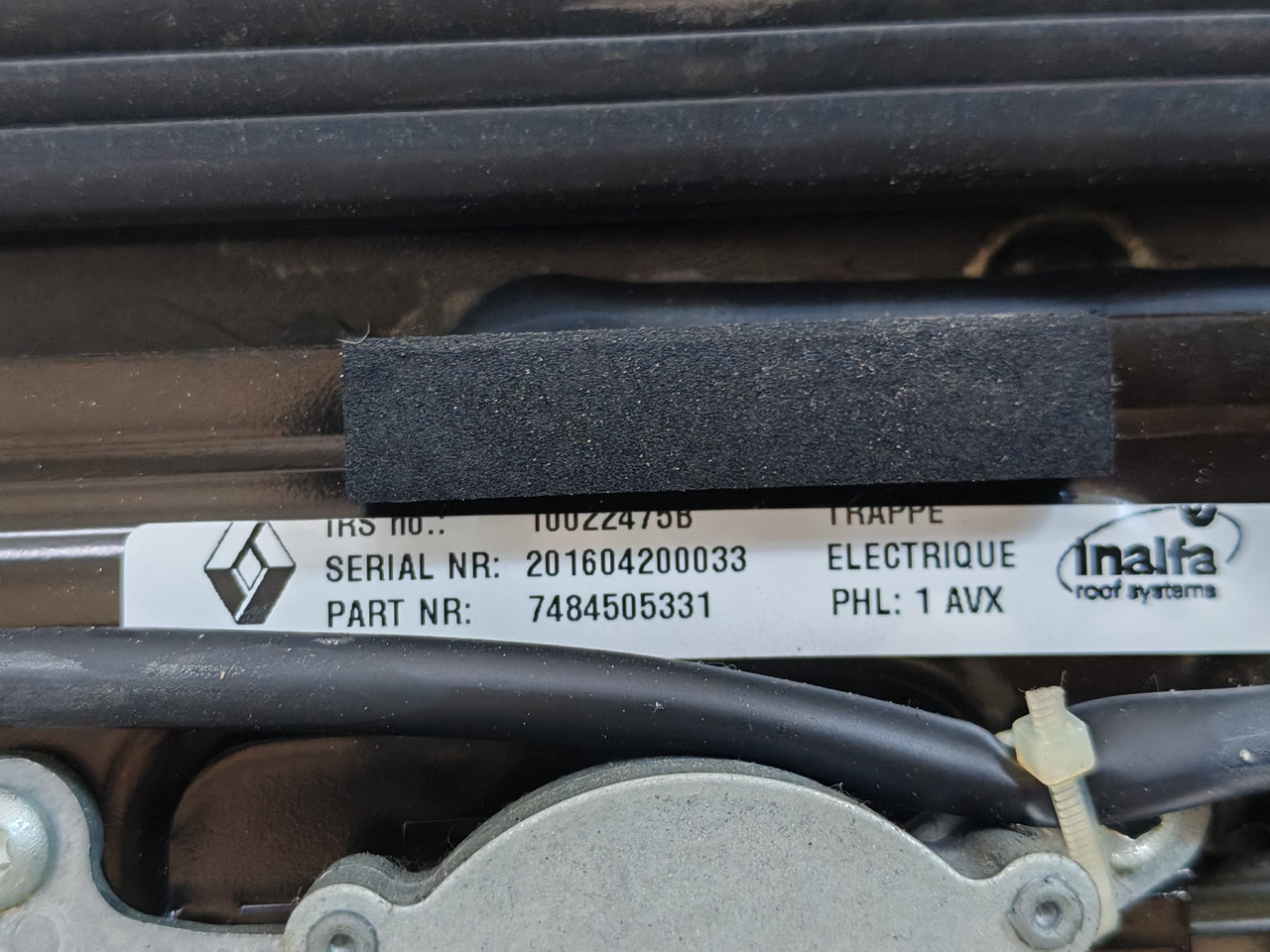 RENAULT RANGE T / SUNROOF / 7484505331 - Vidro e peças: foto 5 RENAULT RANGE T / SUNROOF / 7484505331 - Vidro e peças: foto 5