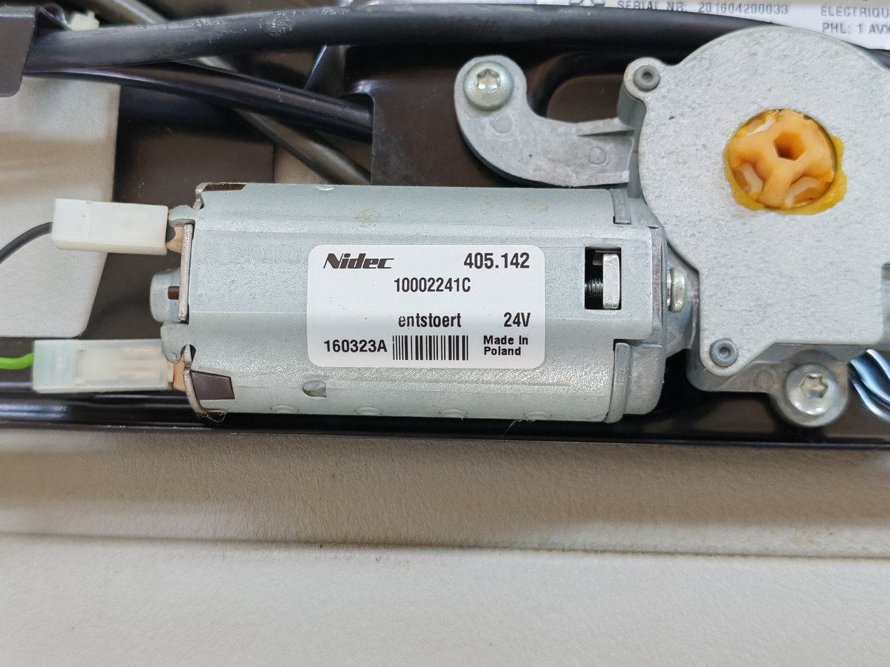 RENAULT RANGE T / SUNROOF / 7484505331 - Vidro e peças: foto 4 RENAULT RANGE T / SUNROOF / 7484505331 - Vidro e peças: foto 4