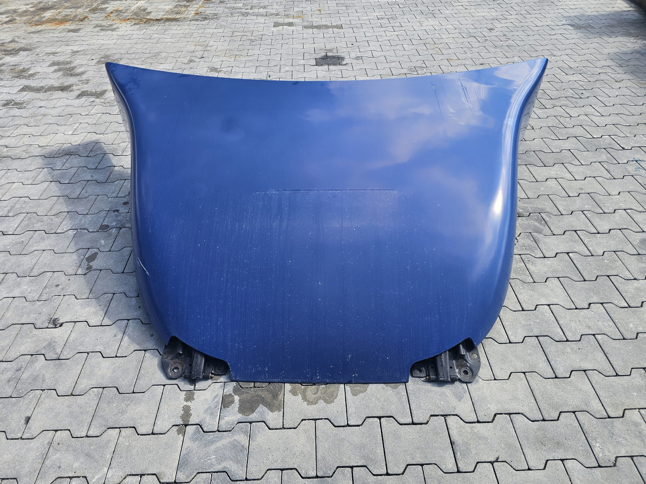 RENAULT RANGE T460 T480 T520 / ROOF SPOILER - Aerodinâmica/ Aerofólio: foto 2 RENAULT RANGE T460 T480 T520 / ROOF SPOILER - Aerodinâmica/ Aerofólio: foto 2