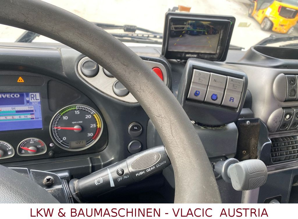 Locação de Iveco Stralis 420 eev Kran HIAB 166 Laderaum 6,35m  Iveco Stralis 420 eev Kran HIAB 166 Laderaum 6,35m: foto 8