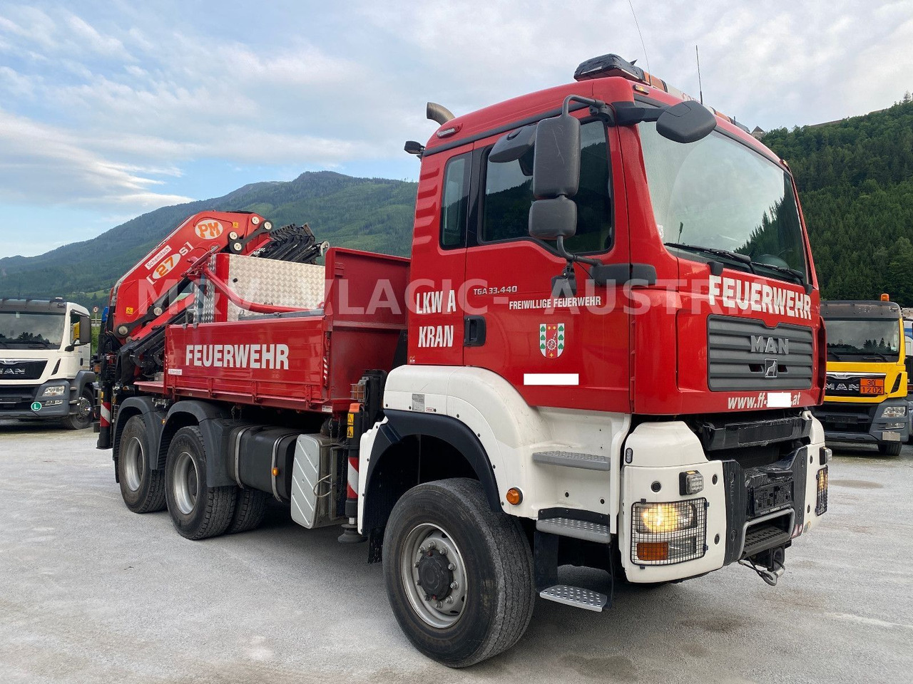 MAN 33.440 6x6 KRAN PM27 und Frontseilwinde 60lm - Camião de caixa aberta/ Plataforma, Caminhão grua: foto 2 MAN 33.440 6x6 KRAN PM27 und Frontseilwinde 60lm - Camião de caixa aberta/ Plataforma, Caminhão grua: foto 2
